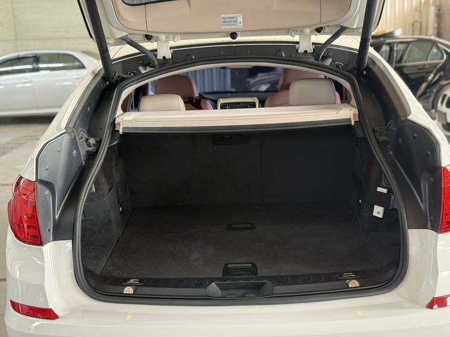 BMW寶馬 535I GT  第7張相片