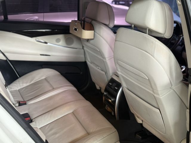 BMW寶馬 535I GT  第8張相片