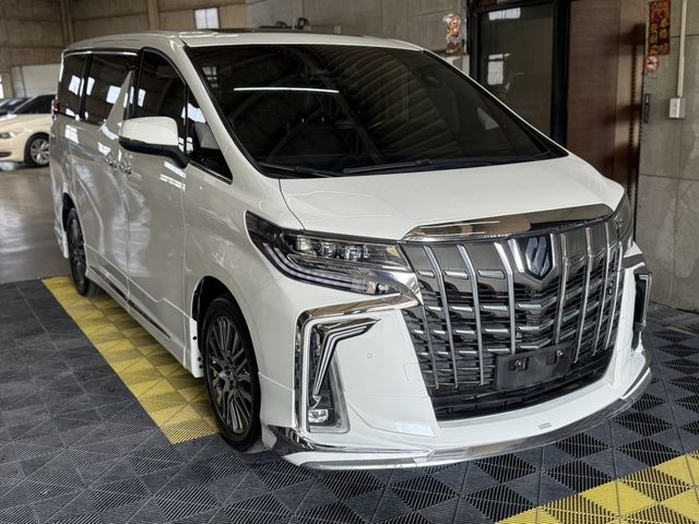 TOYOTA豐田 ALPHARD  第3張相片