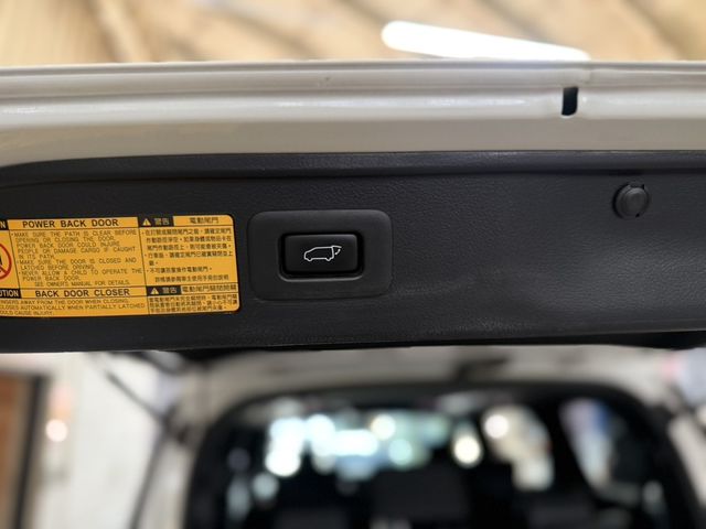 TOYOTA豐田 ALPHARD  第12張相片