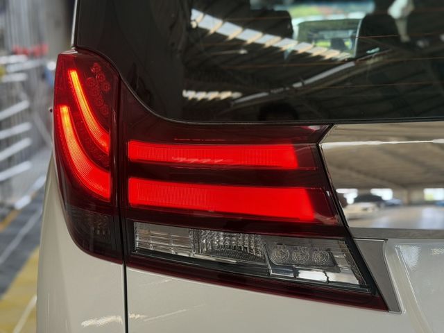TOYOTA豐田 ALPHARD  第15張相片