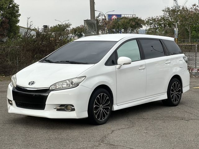 TOYOTA豐田 WISH  第1張相片