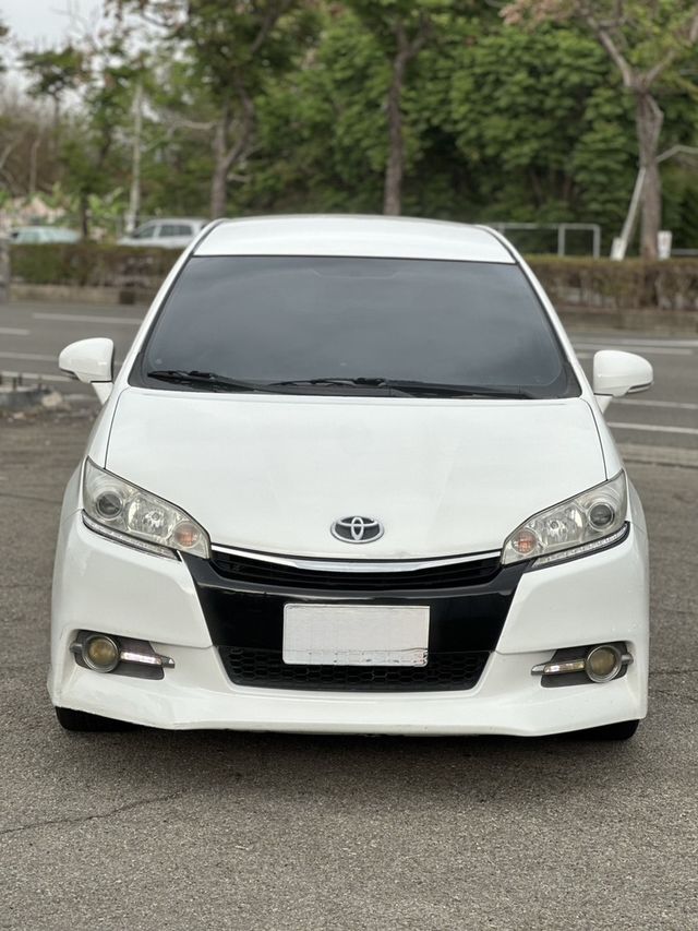 TOYOTA豐田 WISH  第5張相片