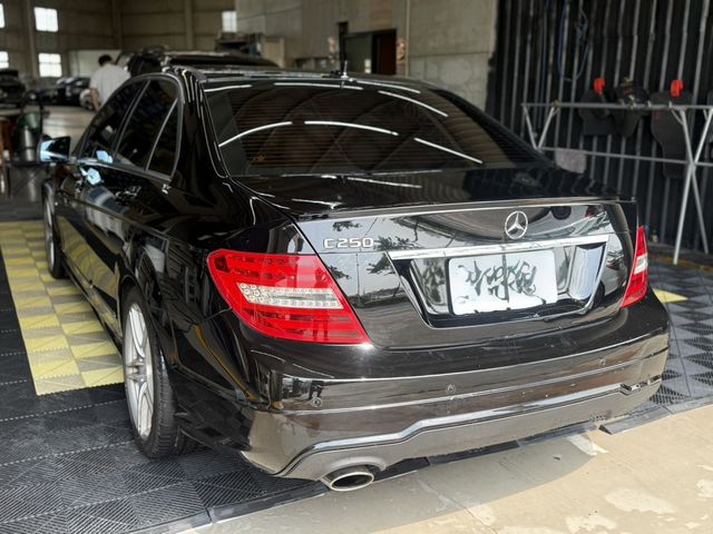 M-BENZ賓士 C250  第2張相片