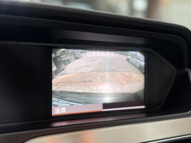 M-BENZ賓士 C250  第13張相片