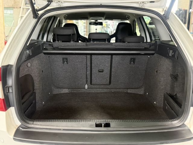 SKODA司科達 OCTAVIA COMBI  第8張相片