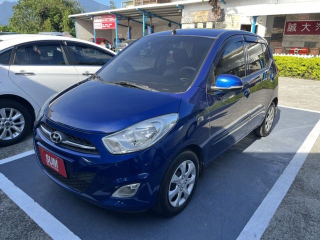小而巧代步車，接送小孩、下雨天出門買東西超方便，歡迎預約賞車試乘  第1張相片