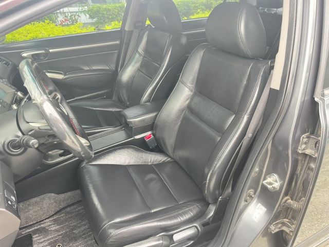 代步車 省油 操控穩定性佳 省稅金一萬二有找  第6張相片