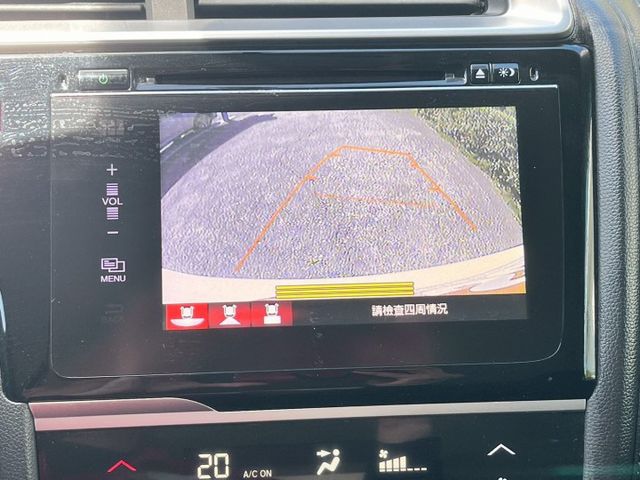 大改款S版 恆溫空調 換檔撥片 定速巡航 多媒體主機 倒車影像 節能系統  第9張相片