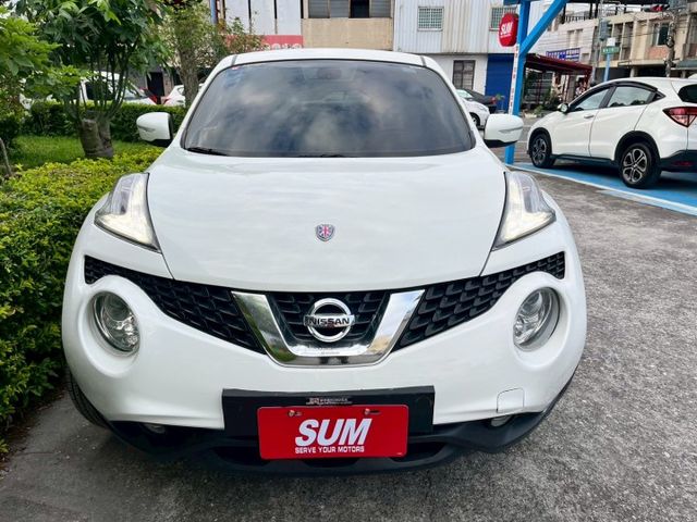 定速/胎壓偵測/倒車顯影/多空能方向盤/日行燈  第3張相片