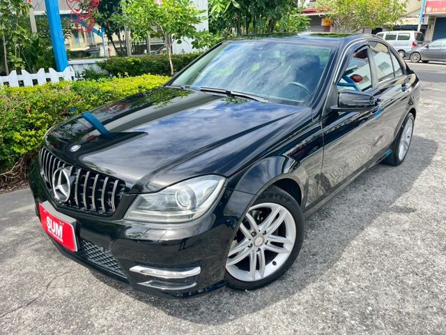 C200總代理 雙前電動記憶椅 雙區恆溫 方控 定速  第1張相片