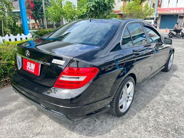 C200總代理 雙前電動記憶椅 雙區恆溫 方控 定速  第2張相片