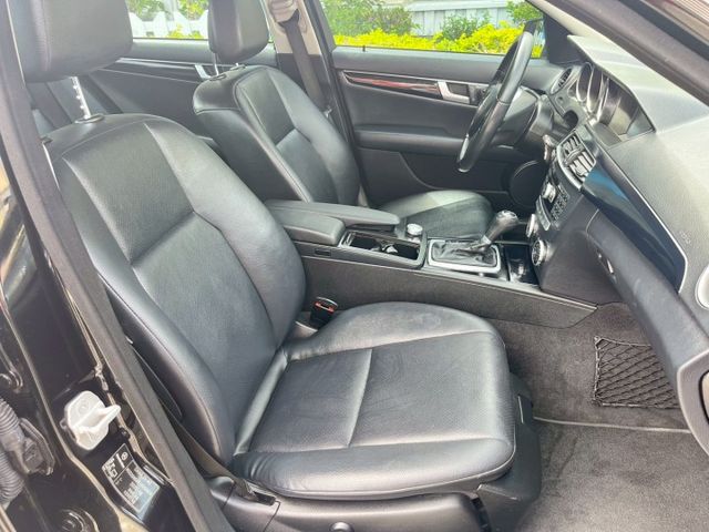 C200總代理 雙前電動記憶椅 雙區恆溫 方控 定速  第10張相片