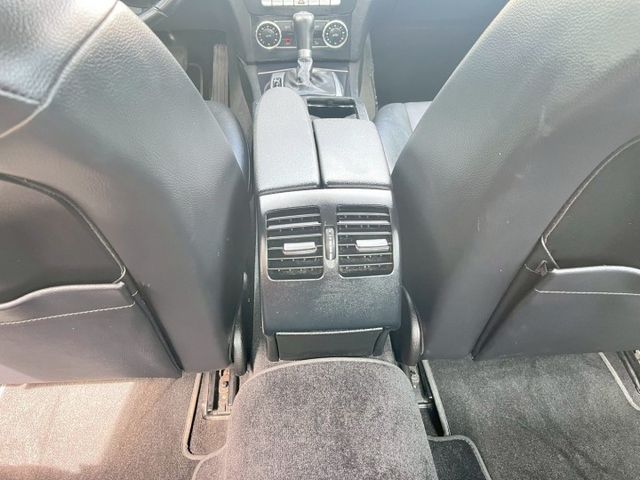 C200總代理 雙前電動記憶椅 雙區恆溫 方控 定速  第13張相片