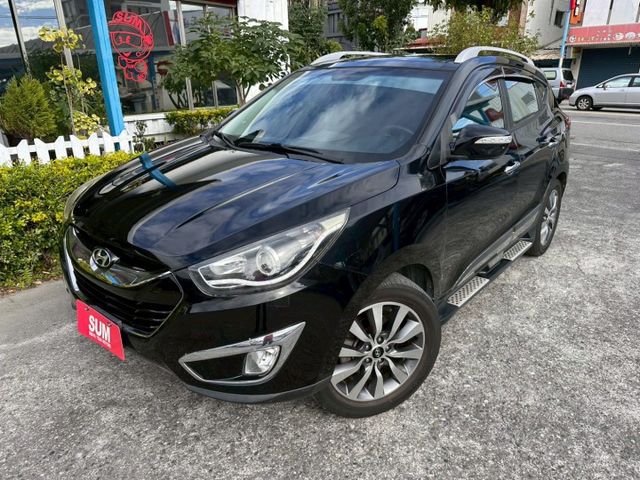 IX35 2.4旗艦型 安卓機 免鑰匙 全景天窗 雙區恆溫 定速 方控 倒車顯影 ISOFIX  第1張相片