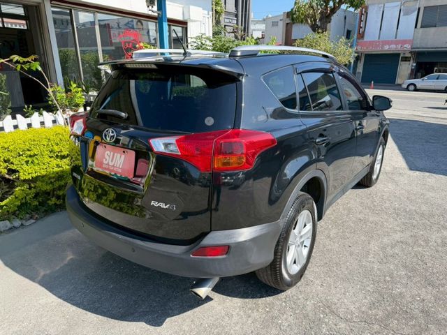 2.5E版 免鑰匙 倒車顯影 雙曲恆溫 駕駛電動椅 方控 定速  第2張相片