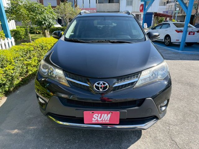 2.5E版 免鑰匙 倒車顯影 雙曲恆溫 駕駛電動椅 方控 定速  第3張相片