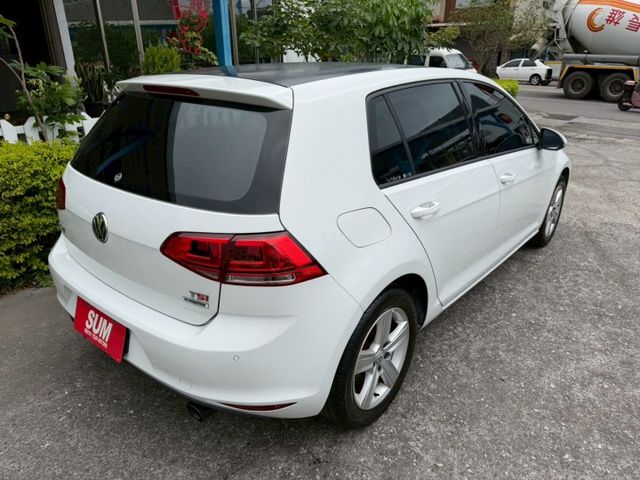 七代GOLF 安卓機 倒車顯影 雙區恆溫 後出風口 定速 方控  第2張相片