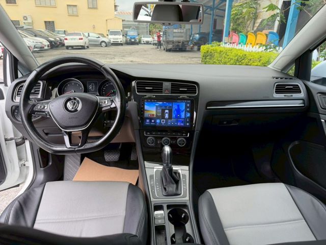 七代GOLF 安卓機 倒車顯影 雙區恆溫 後出風口 定速 方控  第5張相片