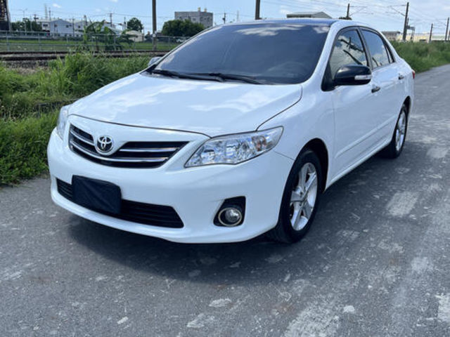 TOYOTA豐田 ALTIS  第1張相片