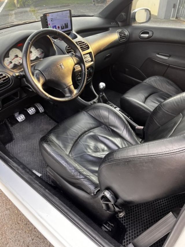 PEUGEOT寶獅 206  第11張相片