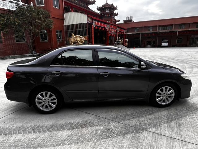 TOYOTA豐田 ALTIS  第5張相片