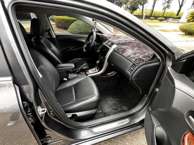 TOYOTA豐田 ALTIS  第14張相片