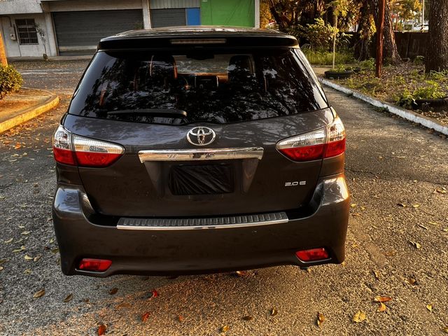 TOYOTA豐田 WISH  第6張相片