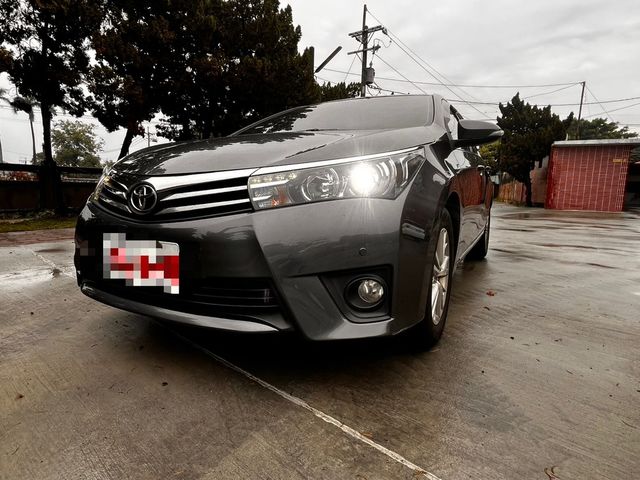 TOYOTA豐田 ALTIS  第1張相片