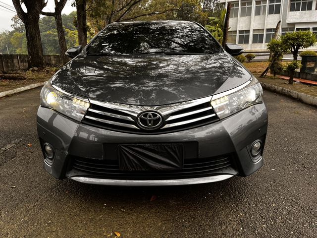 TOYOTA豐田 ALTIS  第2張相片