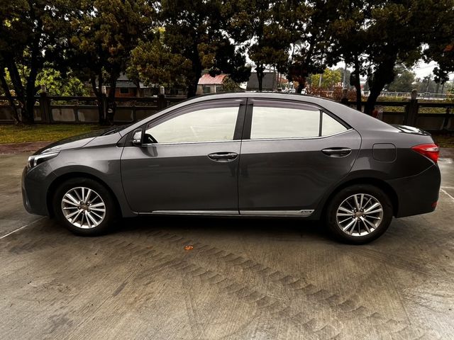TOYOTA豐田 ALTIS  第4張相片