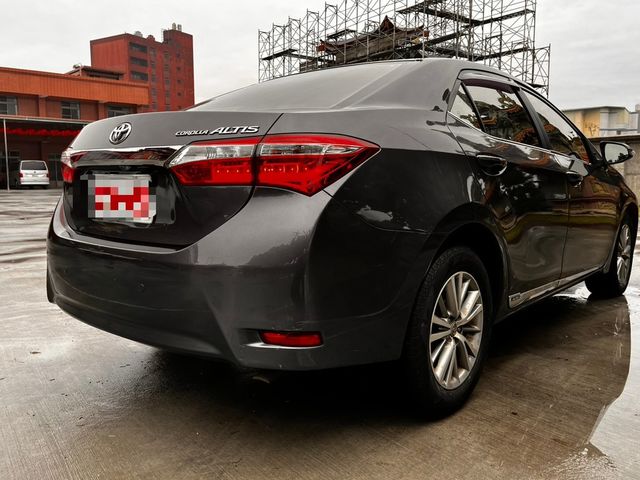TOYOTA豐田 ALTIS  第6張相片