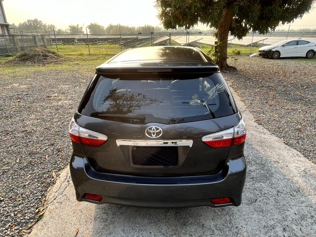 TOYOTA豐田 WISH  第6張相片