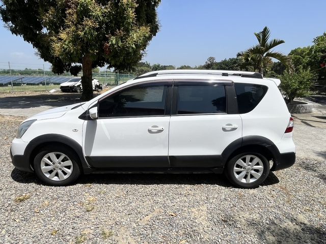 NISSAN日產 LIVINA  第4張相片