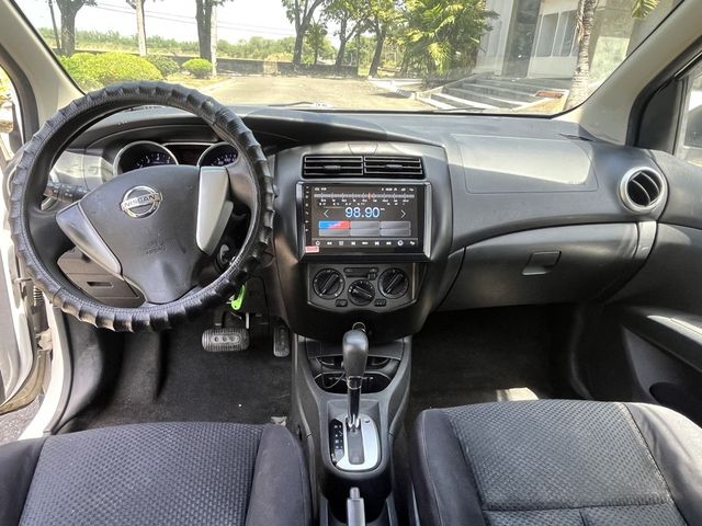 NISSAN日產 LIVINA  第9張相片
