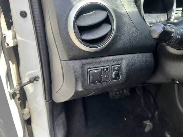 NISSAN日產 LIVINA  第12張相片