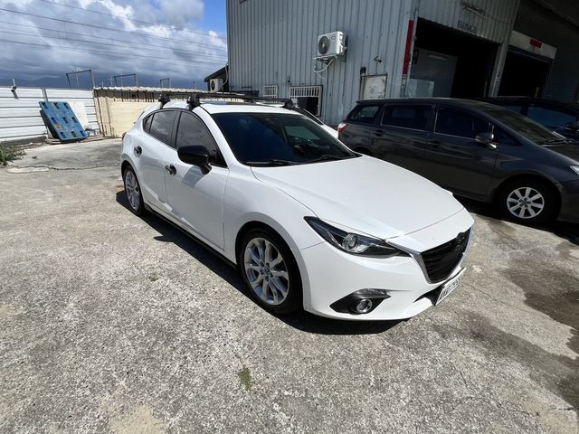 MAZDA馬自達 MAZDA 3  第2張相片