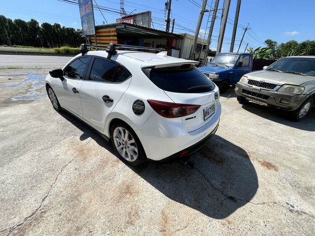 MAZDA馬自達 MAZDA 3  第6張相片