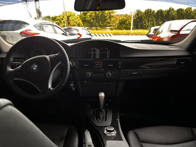 BMW寶馬 323I  第10張相片