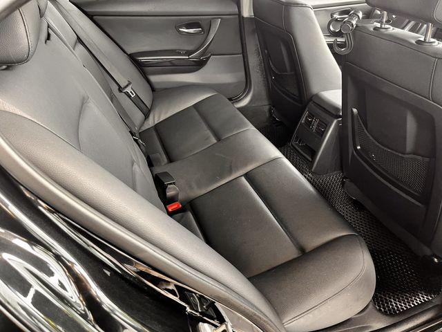 BMW寶馬 323I  第16張相片