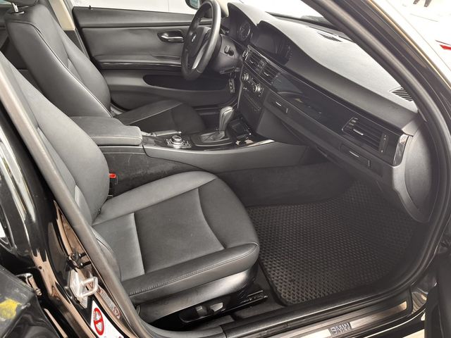 BMW寶馬 323I  第17張相片
