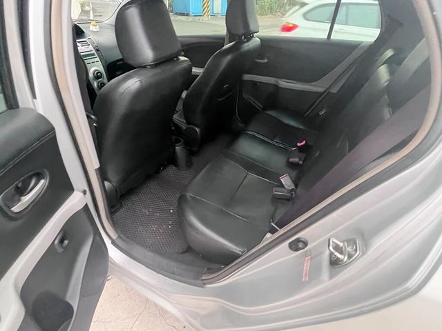 TOYOTA豐田 YARIS  第14張相片