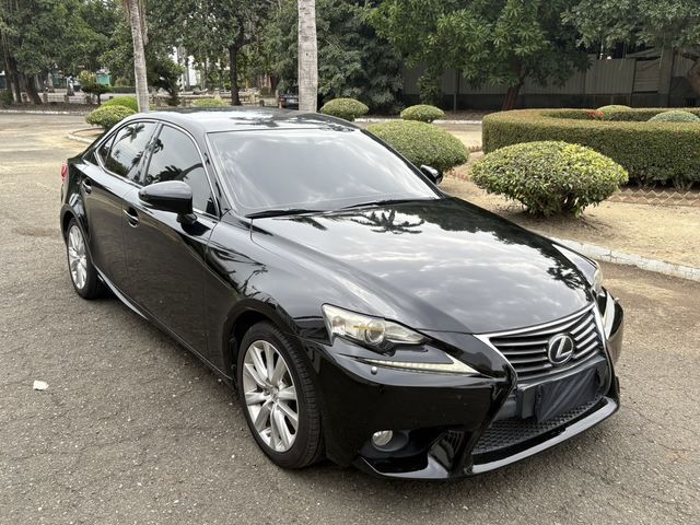 LEXUS凌志 IS 300  第3張相片