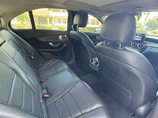M-BENZ賓士 C300  第17張相片