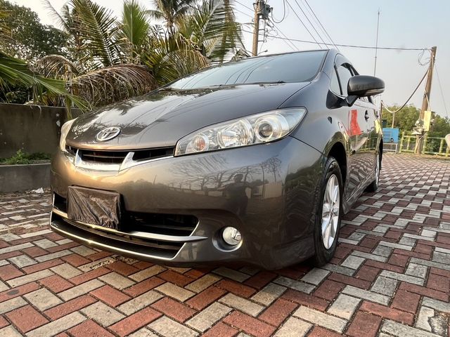 TOYOTA豐田 WISH  第1張相片