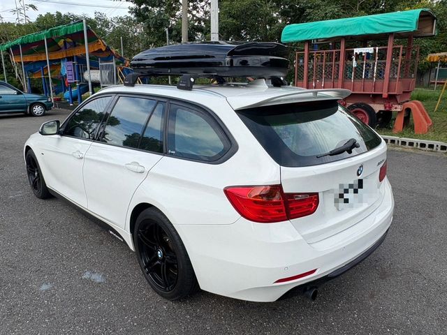 BMW寶馬 320D TOURING  第4張相片