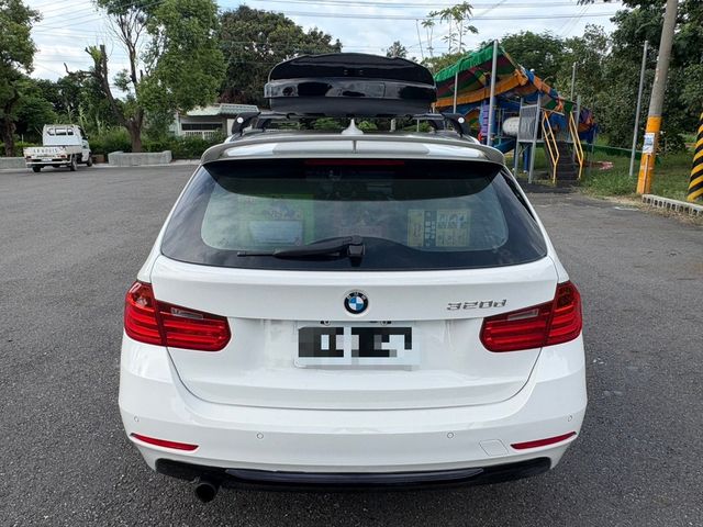 BMW寶馬 320D TOURING  第6張相片