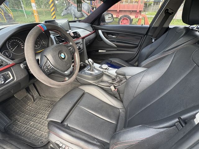BMW寶馬 320D TOURING  第11張相片