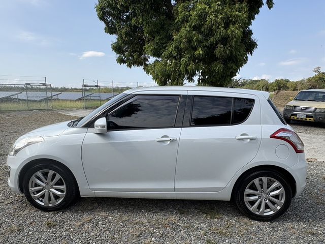 SUZUKI鈴木 SWIFT  第4張相片