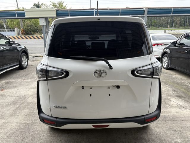 TOYOTA豐田 SIENTA  第5張相片